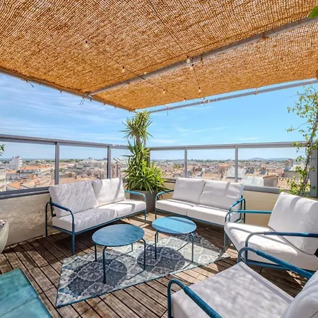 La-haut - Rooftop - Panorama Sur La Parking Apartment